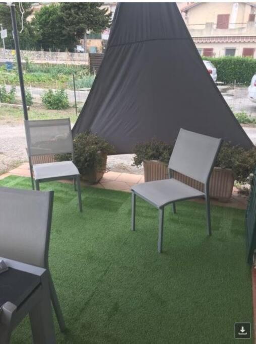 Appart Dans Maison 2 Km De La Plage Villeneuve-Loubet Exteriör bild