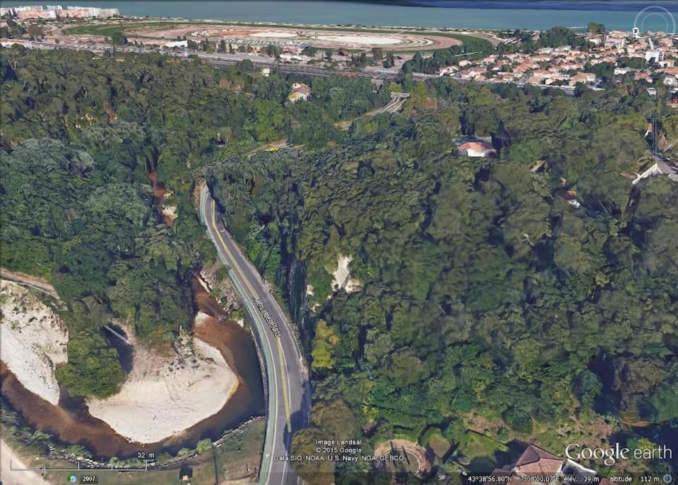 Appart Dans Maison 2 Km De La Plage Villeneuve-Loubet Exteriör bild