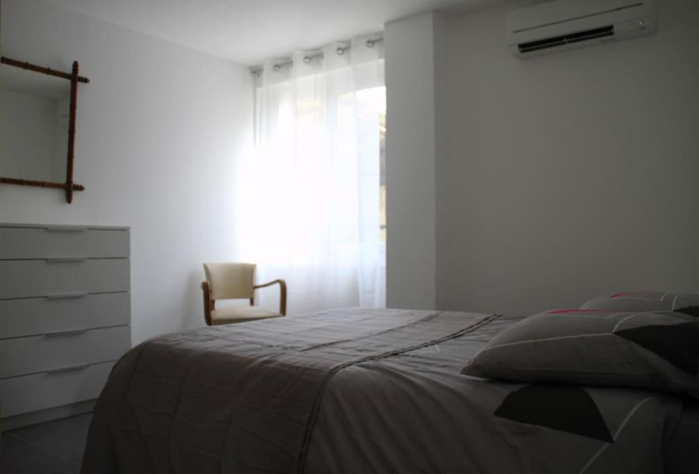 Appart Dans Maison 2 Km De La Plage Villeneuve-Loubet Exteriör bild