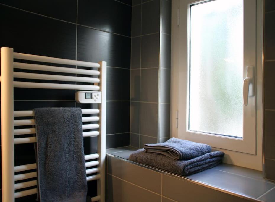 Appart Dans Maison 2 Km De La Plage Villeneuve-Loubet Exteriör bild